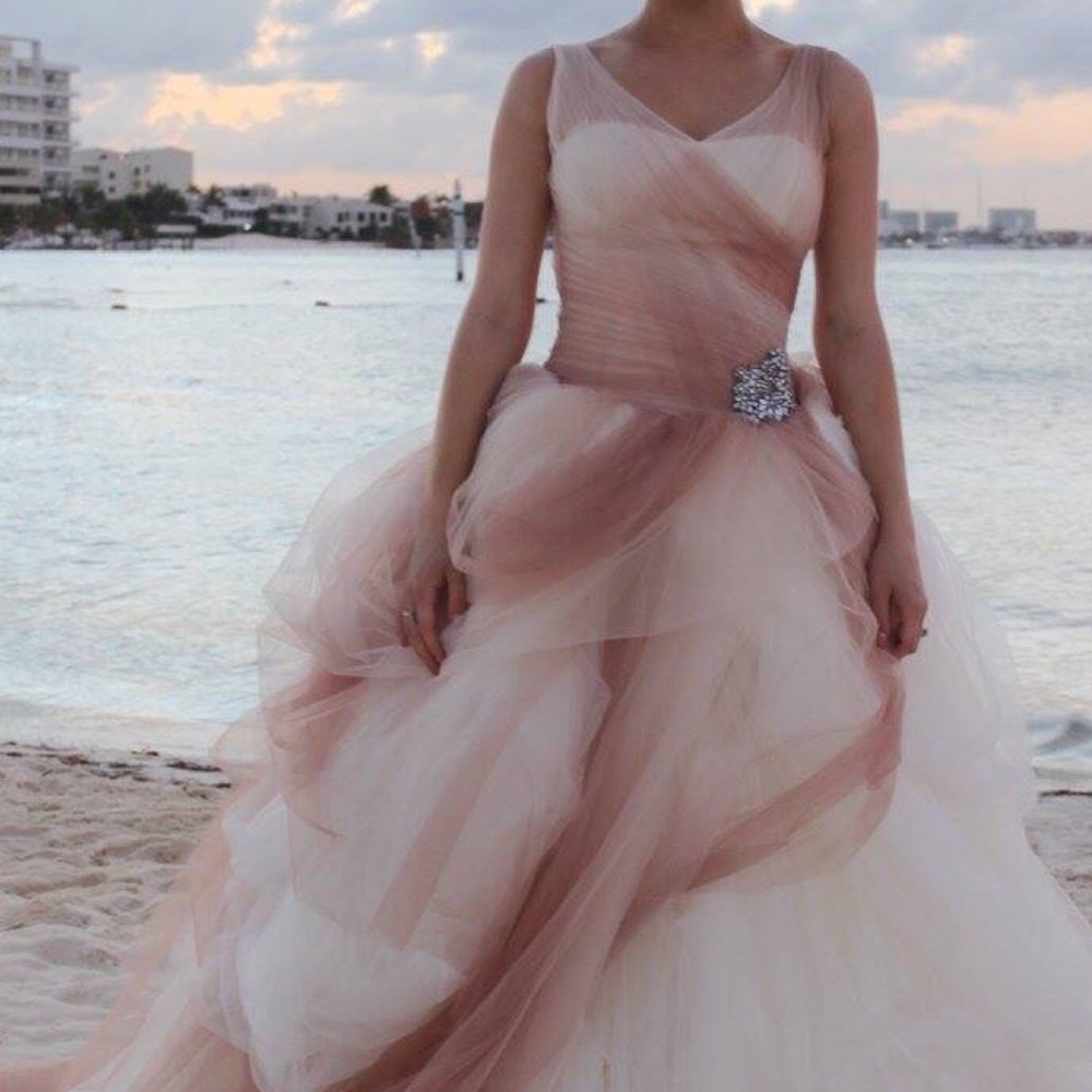 Vera Wang Gown